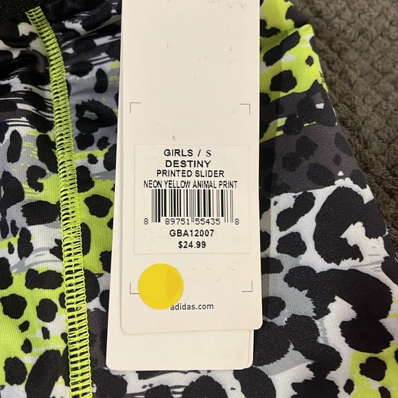 2 sliding shorts - Youth size Small - Picture 2 of 2